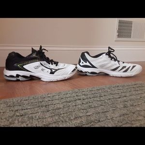 Mizuno Volleyball Shoes
